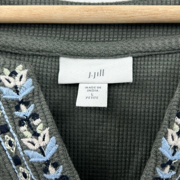 J.Jill Embroidered Waffle-Knit Raglan Tee Top in Coriander Green - Picture 7 of 7